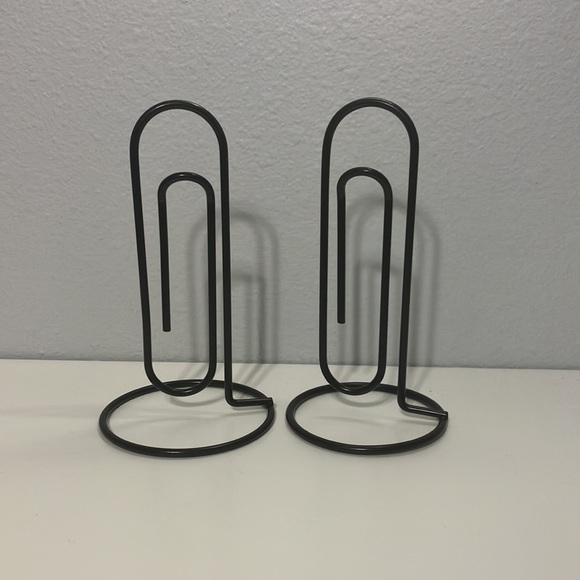 Jumbo metal paper clip holders - Picture 2 of 4